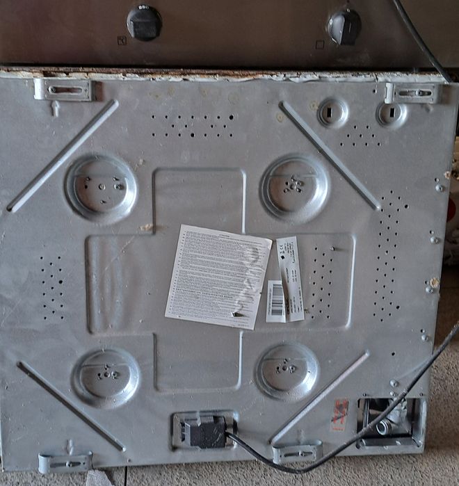 Cuptor si plita incorporabile