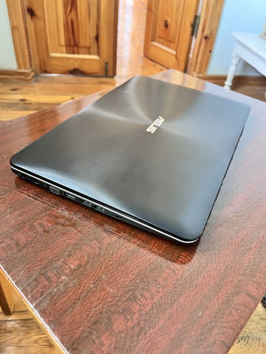 Asus X555LD sotiladi