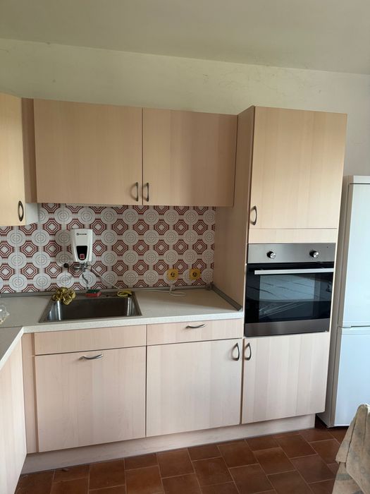 Продавам кухня IKEA