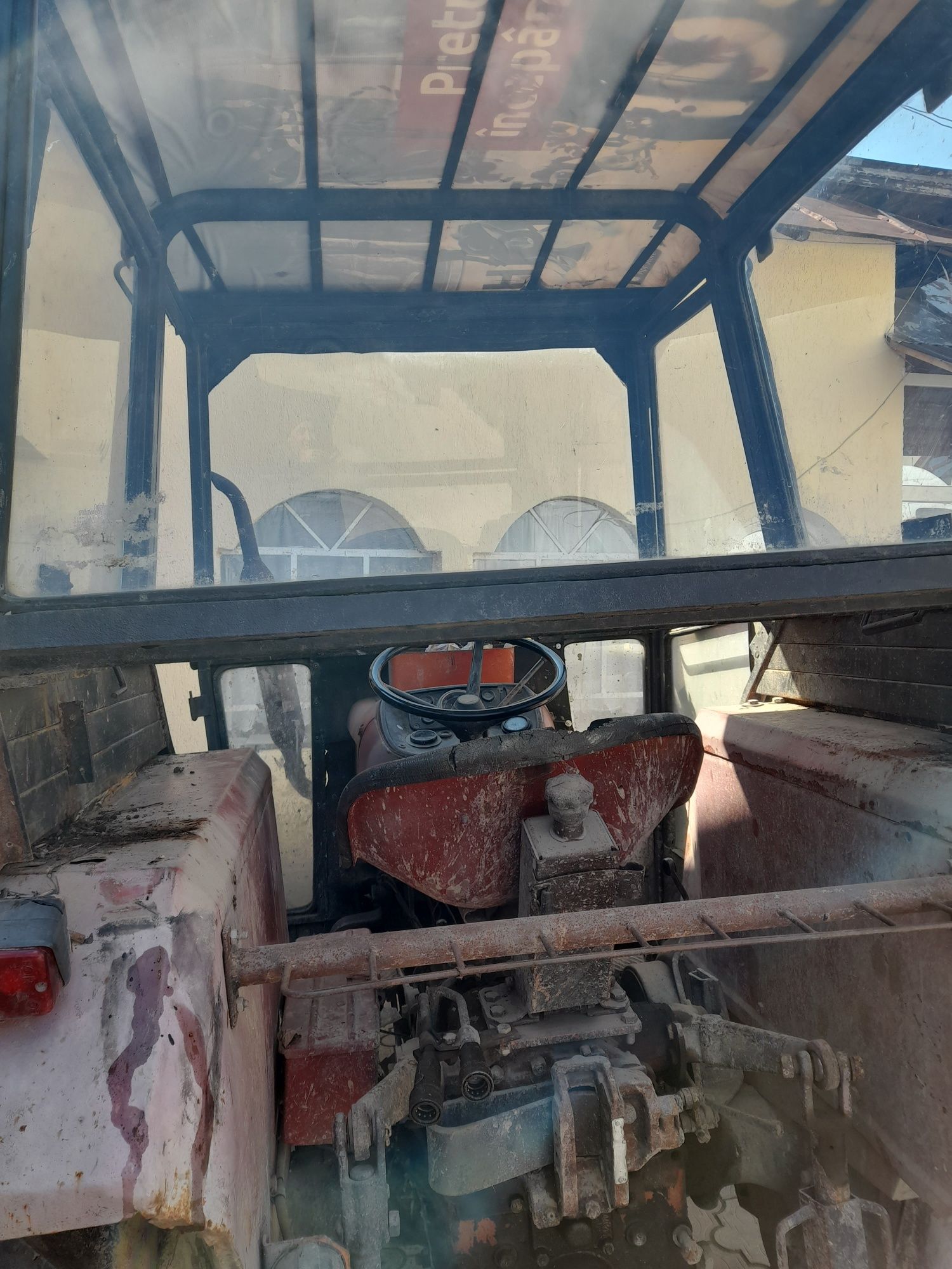 Cabina tractor u 445