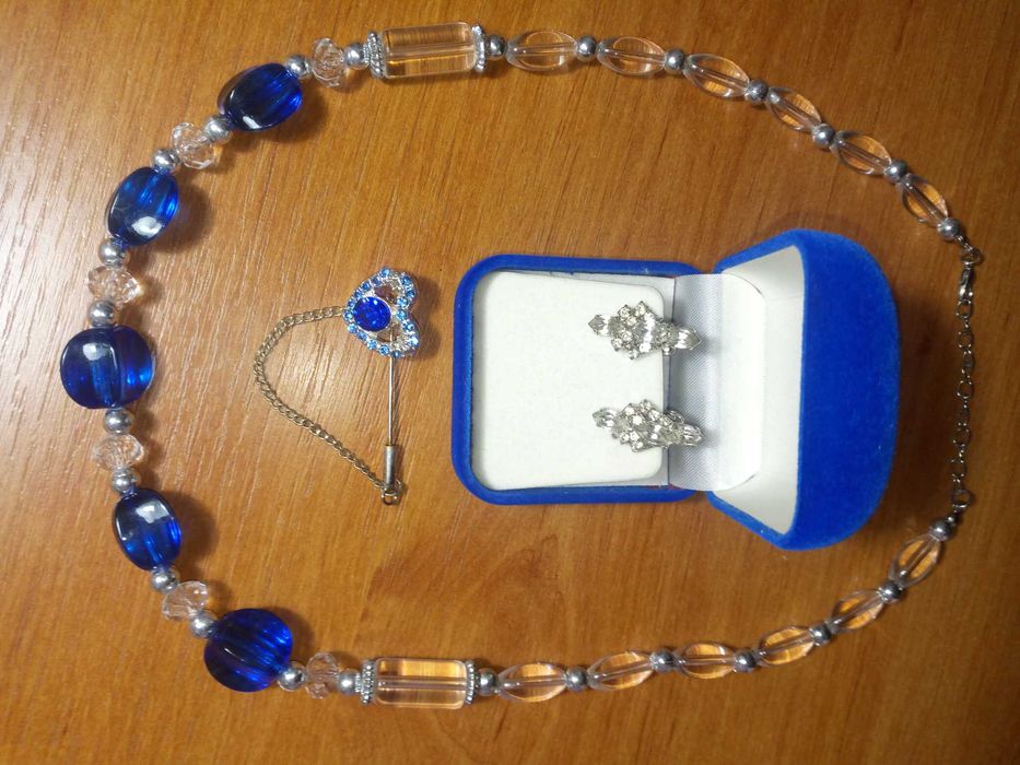 Колье бусы ожерелье(см фото)