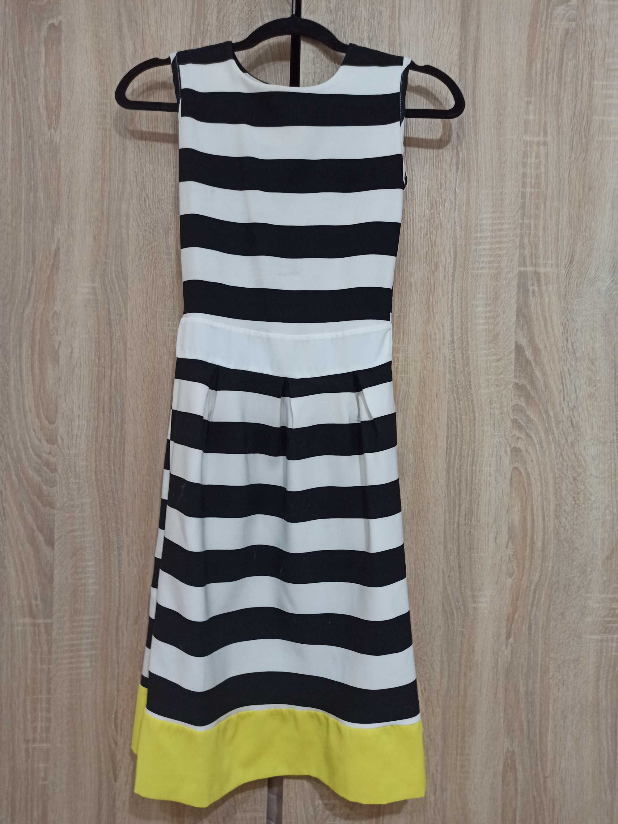 Rochie de zi, XS/34, dungi, alb negru