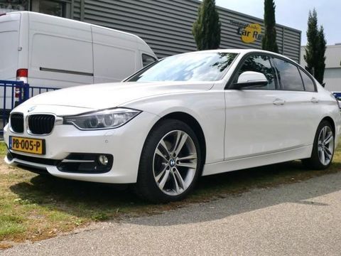 Dezmembrez BMW F30