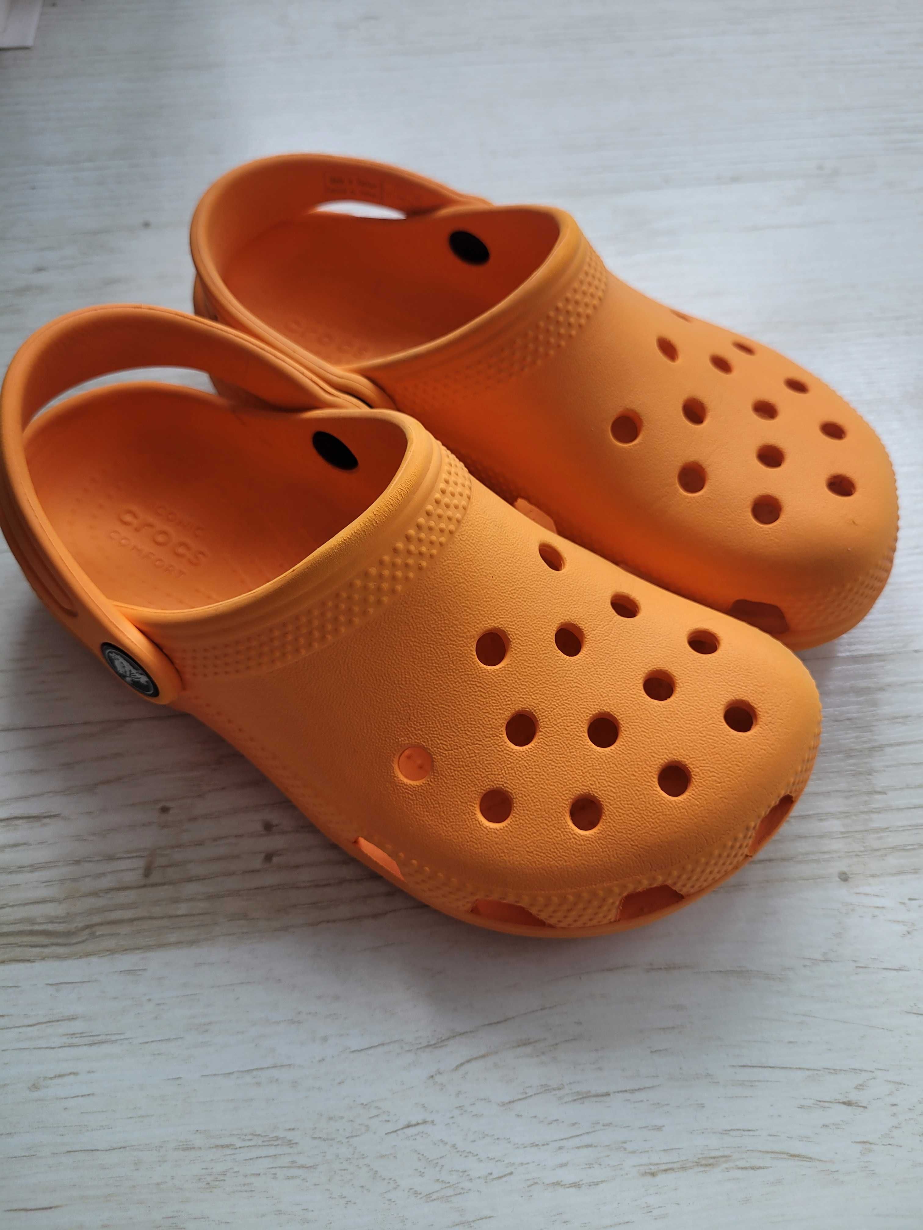 Crocs papuci copii, 13C (EU 31-32), stare foarte buna, purtat interior