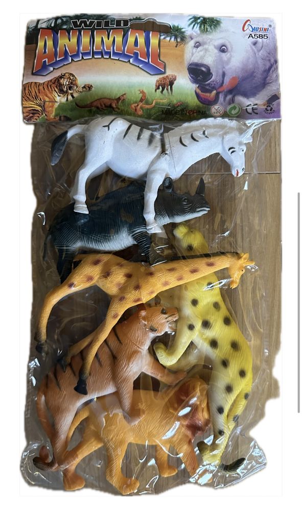 Set cu 6 Animale figurine, diverse specii, NOU