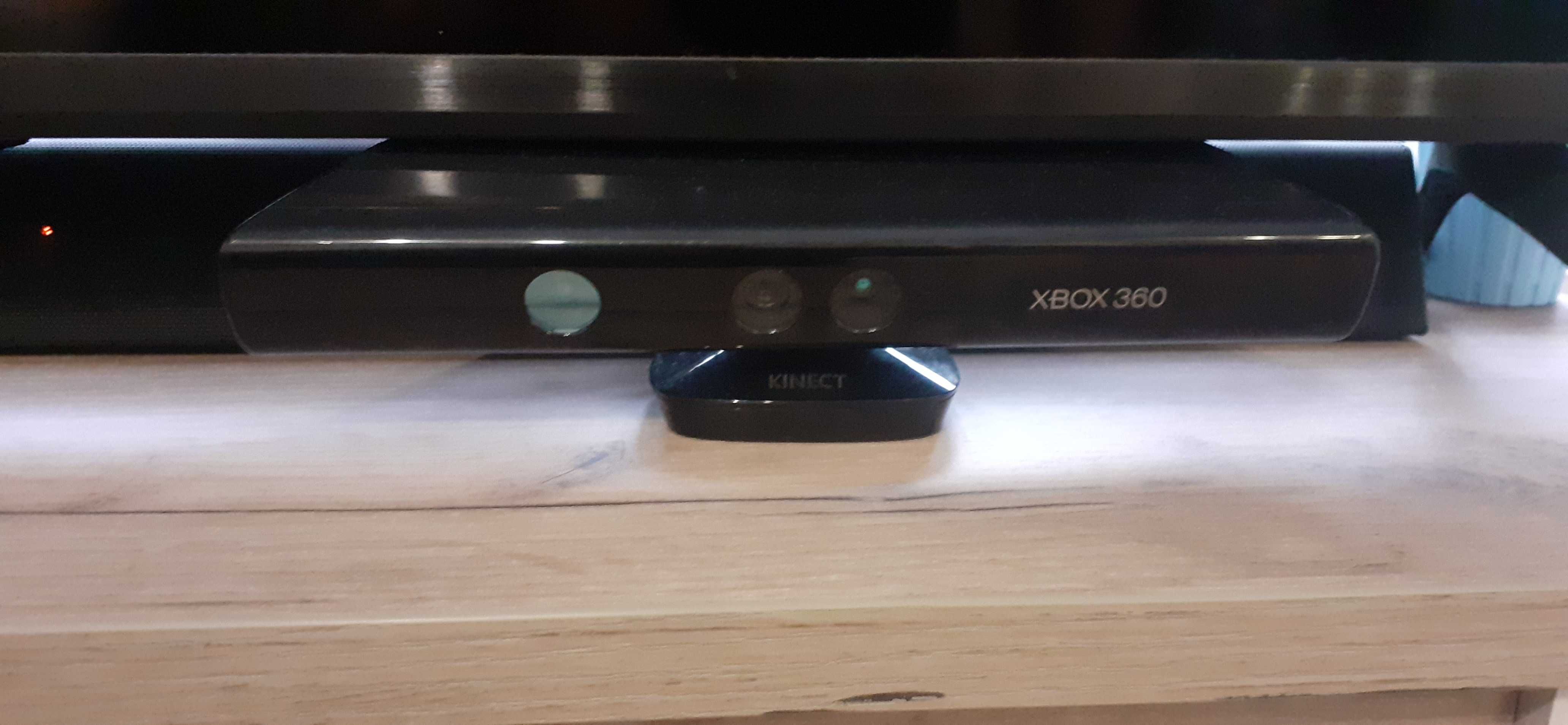 Продавам XBOX 360E 500GB