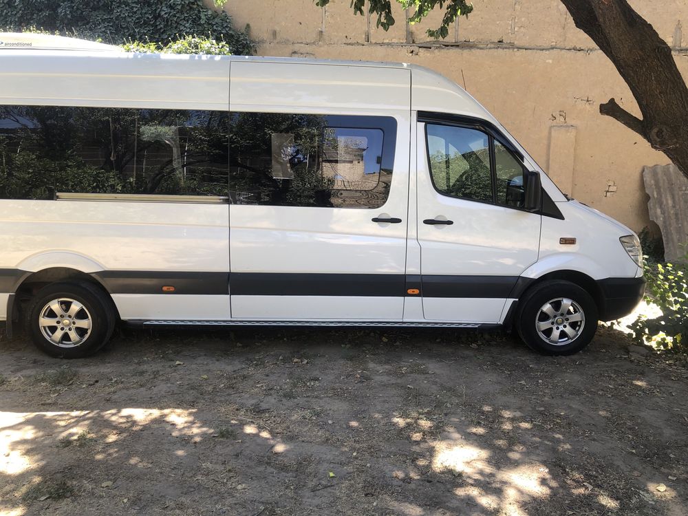 Sprinter mersedes sotiladi