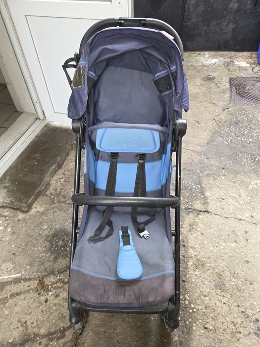 De vânzare cărucior copii foarte practic se si piliza