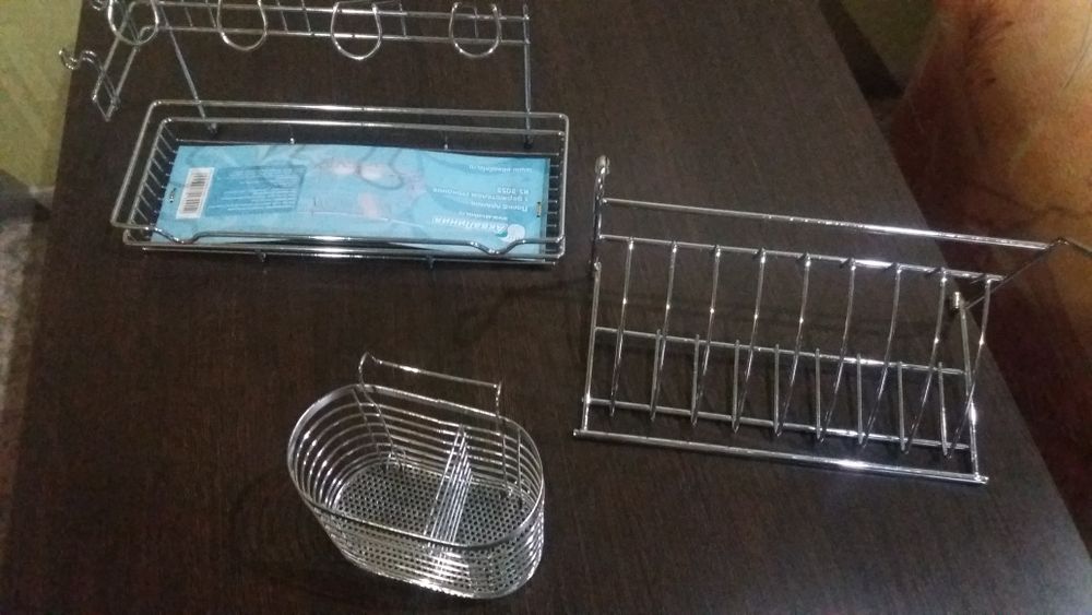 Полки  для  кухни