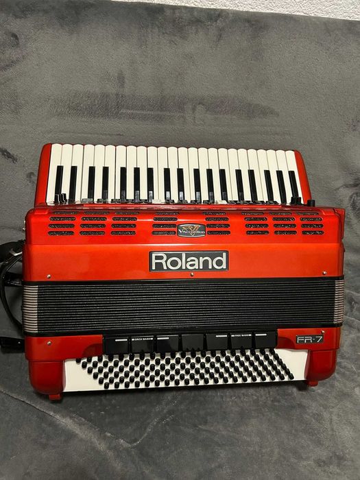 Roland FR7 v2 Rosu