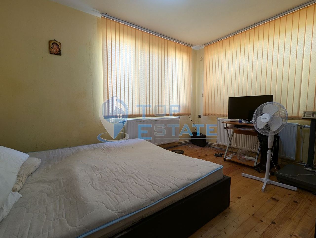 Продава се Къща в с. Яворец, Област Габрово - 160 кв.м за 448 €/кв.м - Снимка #3