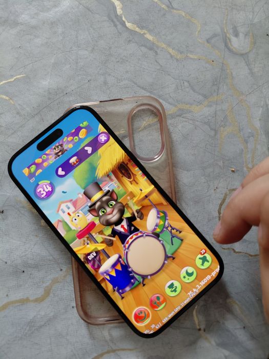 Iphone 16.  128 гб