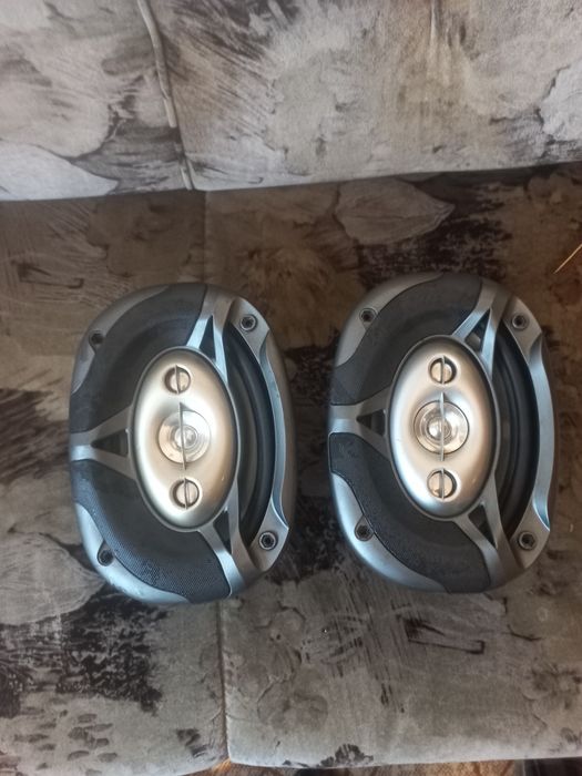 Авто тонколони Thunder