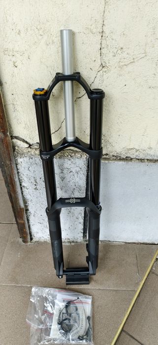 Нова Вилка XFUSION RV1 HLR 27.5" Travel 200mm 20x110mm 1.1/8 Black