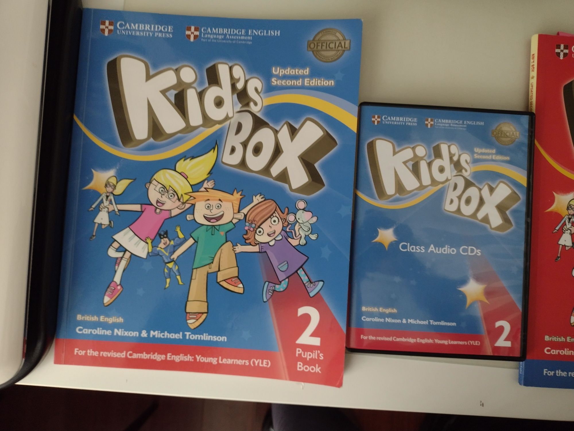 Kid's Box Level 2 Pupil's Book British English ediția 1 și 2