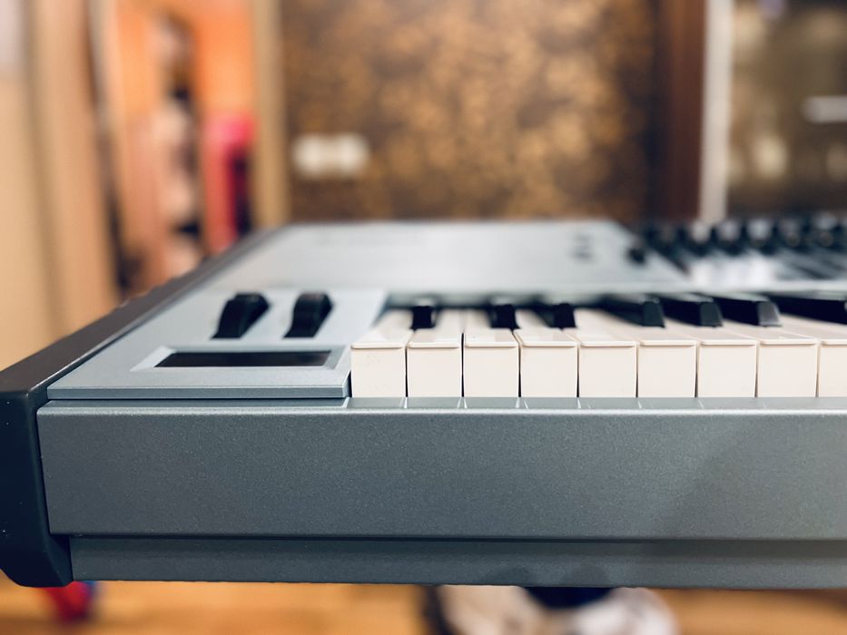Yamaha Motif XS8 НОВ! + Thon Hard Case