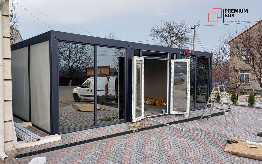 Executam  containere modulare