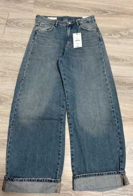 Blugi ZARA , colecție actuală , mărimea M