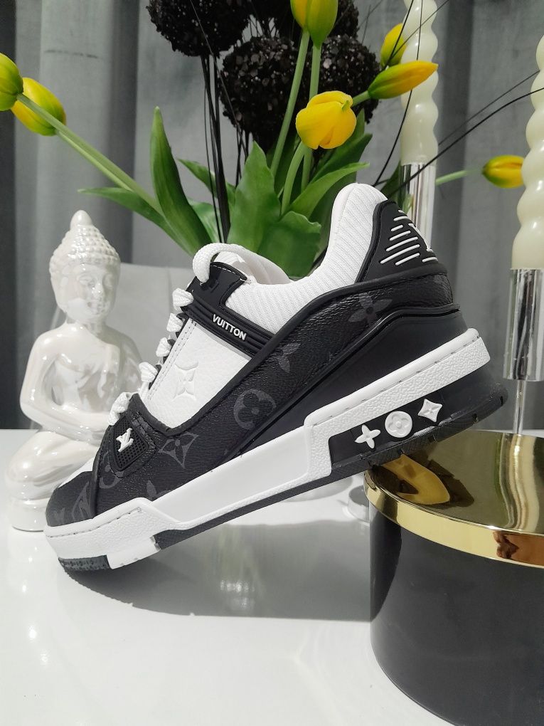 Luis vuitton trainers!calitate premium