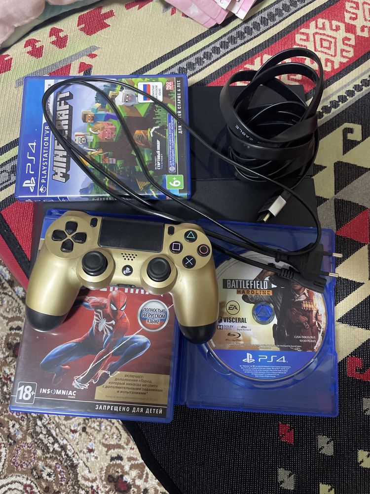 Play station 4 fat