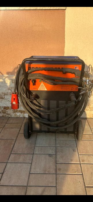 Carota Weka dk 32 pompa apa waker neuson  pt 2 role sarma makia  rigip