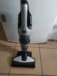 Aspirator de mână fără fir Philips