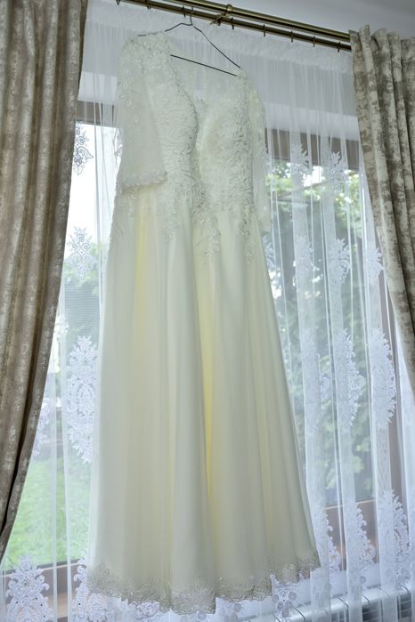 Vând rochie de mireasa