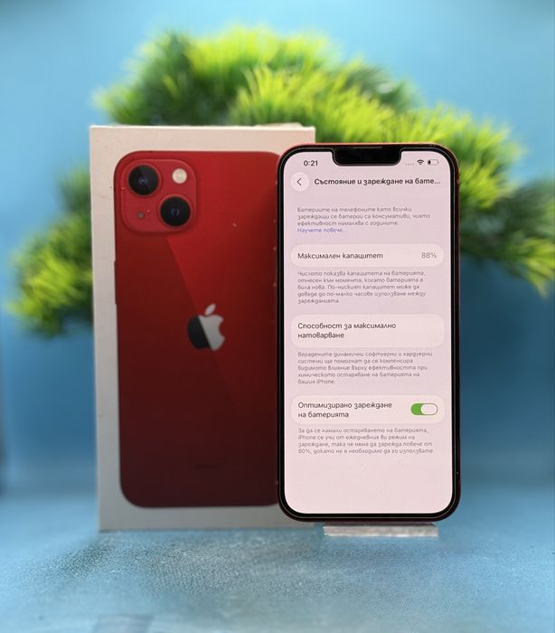 ГАРАНЦИОНЕН!!! Apple iPhone 13, 128GB, 4GB RAM, 5G, Red