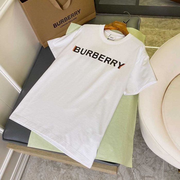 Тениска Burberry бяла и черна