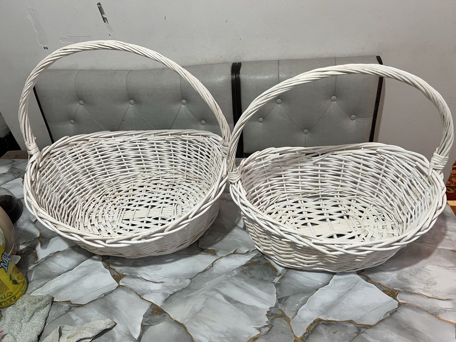 Корзины белые продам