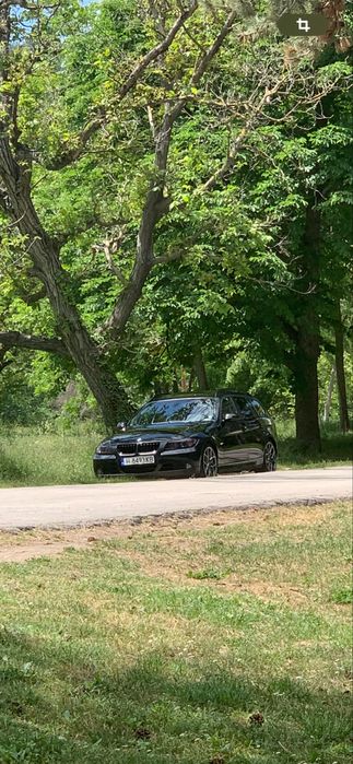Продавам Bmw 335d.
