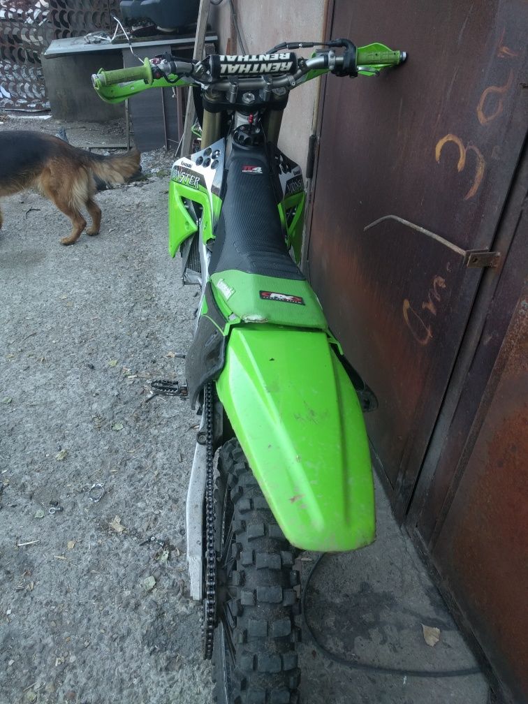 Kawasaki KX250F на части