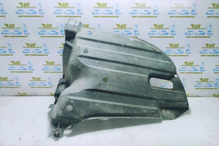 Scut motor stanga spate 58398-05020 Toyota Avensis 1 (facelift)  [din 2000 pana  2003] seria