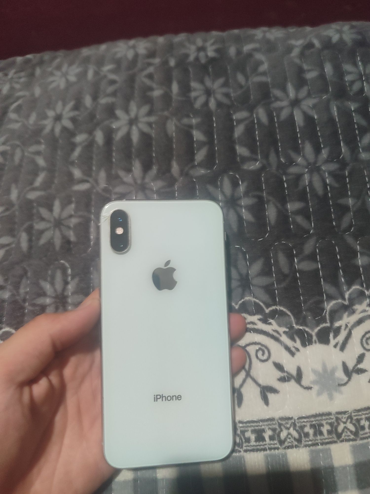 Iphone xs iclodga tuwgan