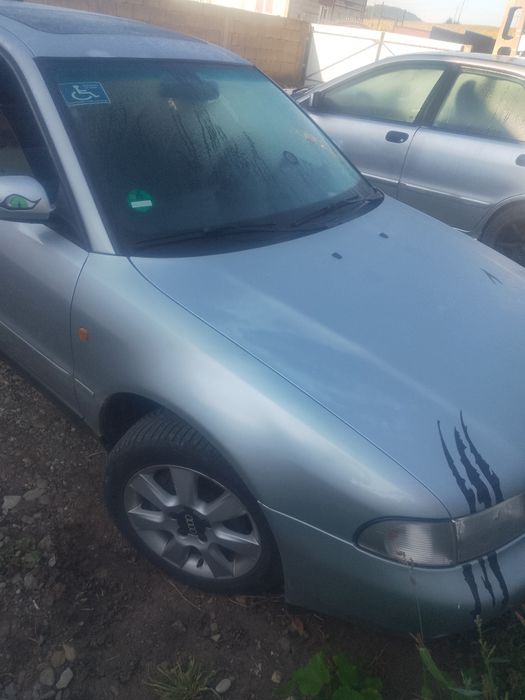 Vând audi A4 b5 cutie automata in 5 trepte