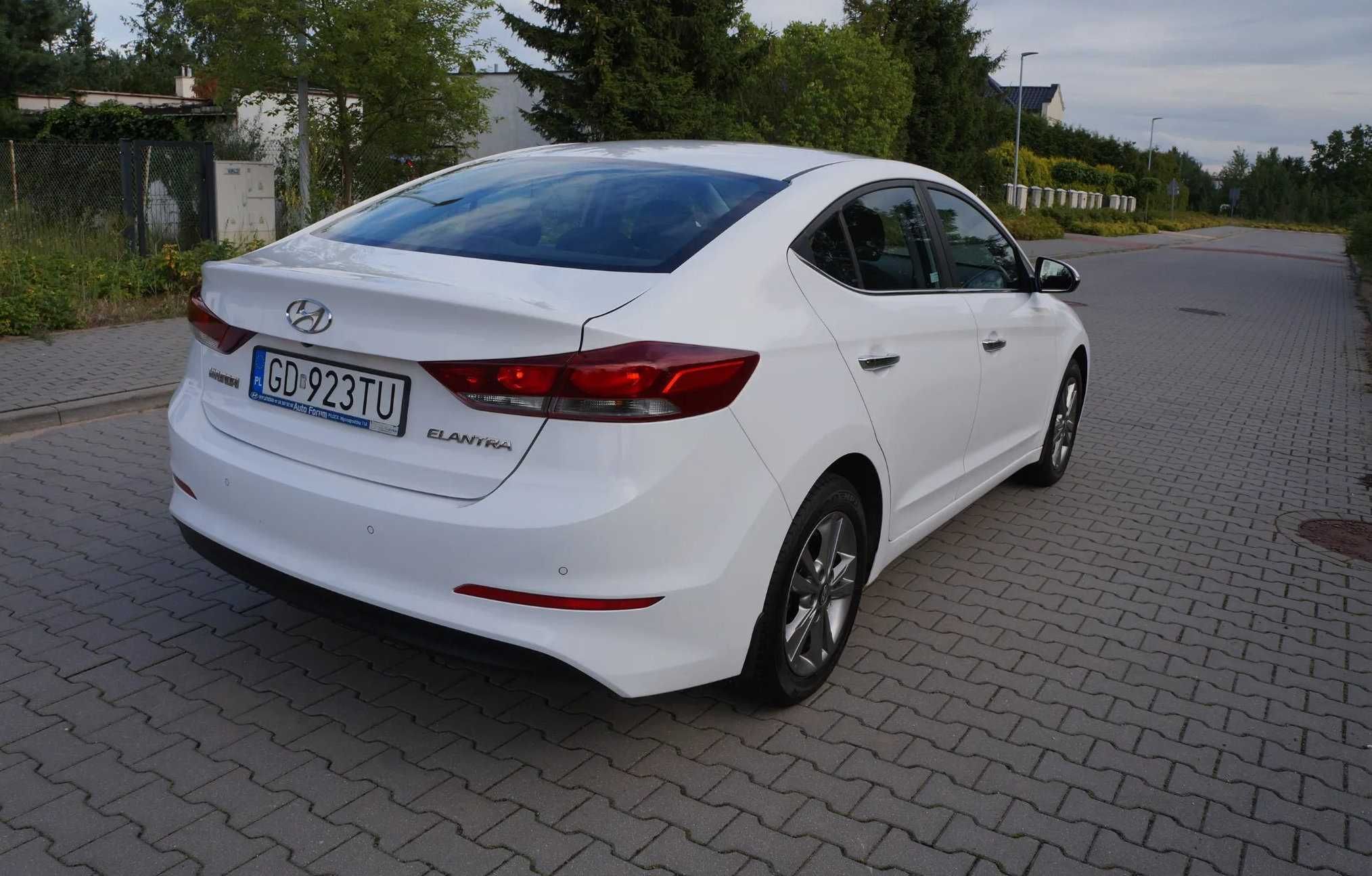 Hyundai Elantra 1.6 Premium