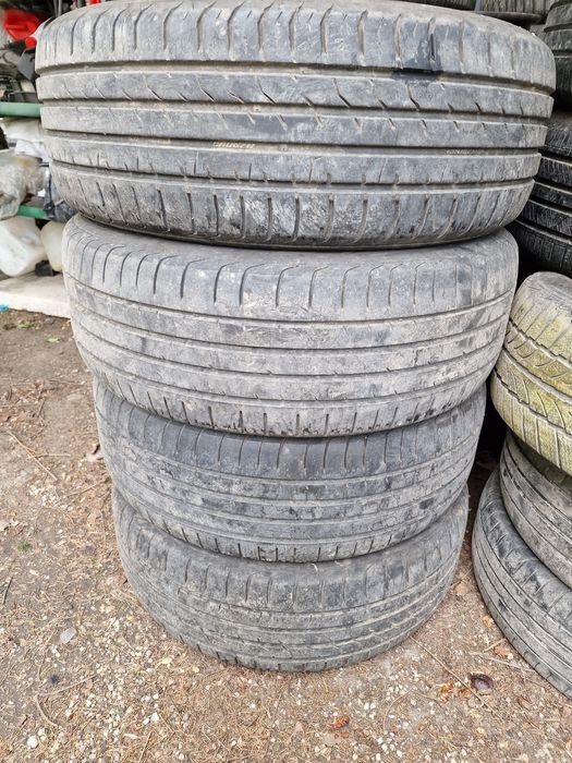 Гуми за джип или Сув-235/60/18-KUMHO