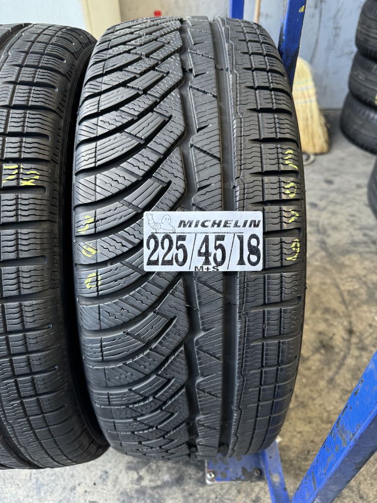 225/45/18 Michelin