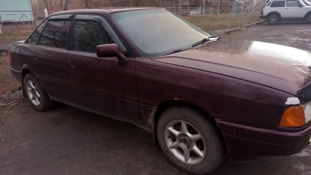 Продам МАШИНА Audi 80