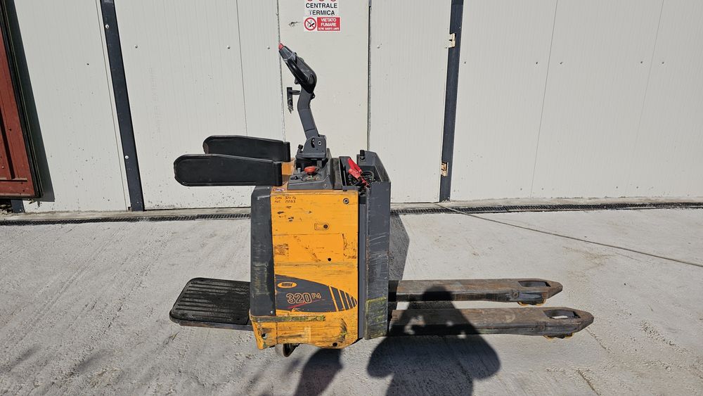 Vand transpalet electric