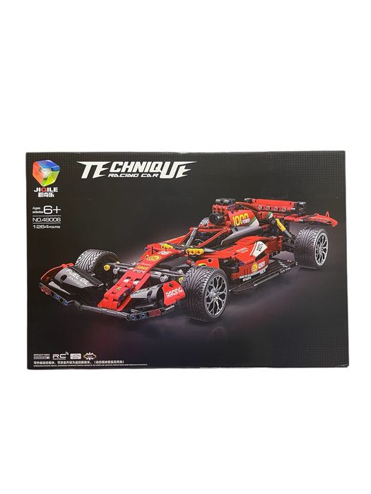 Сглобяем конструктор болид – 1264 части, Червен