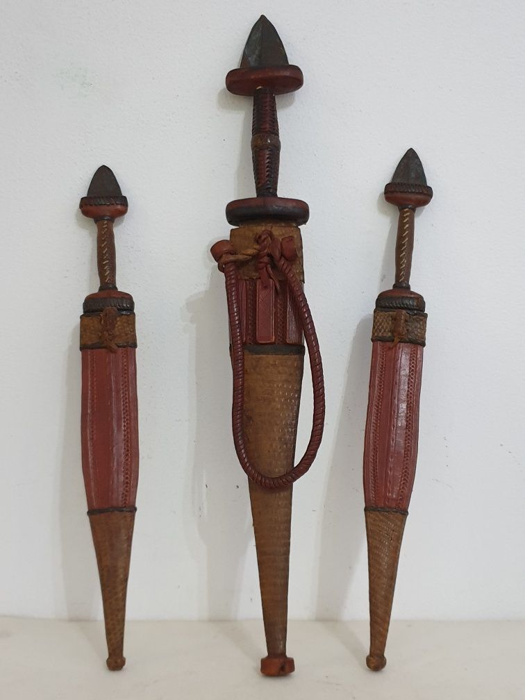 Pumnal vintage african