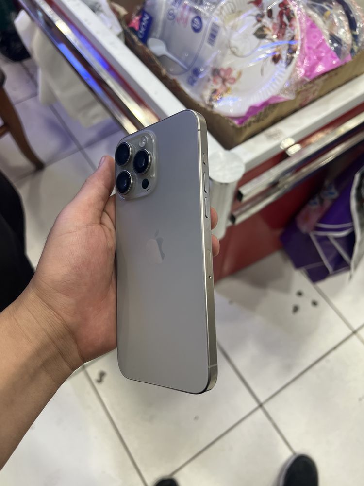 Iphone 15 pro max kafolati bn.
