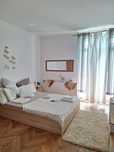 Vând apartament 3 camere langa tribunal