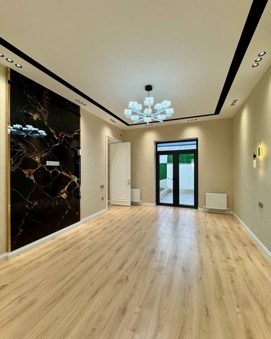 Новый евродом между Улугбекский район махалля Алишеробод