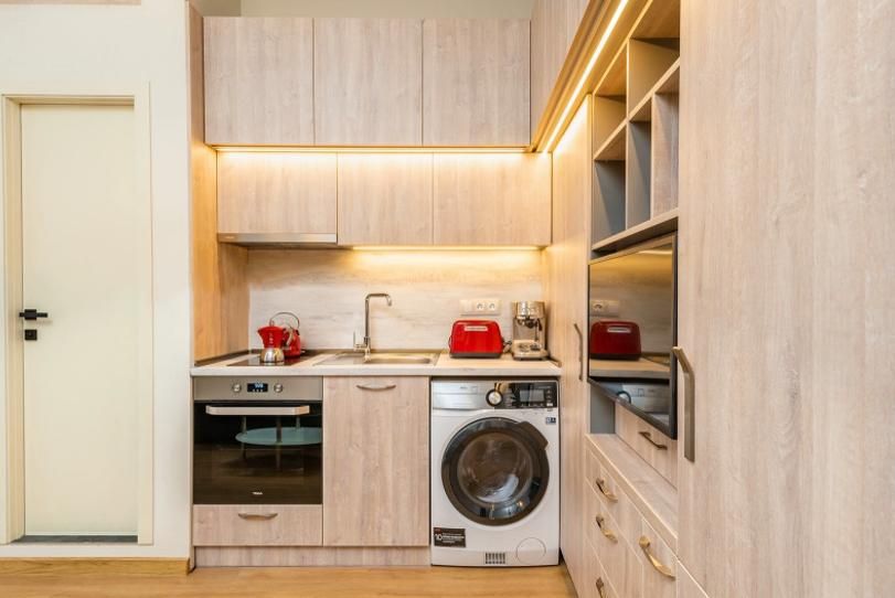 Дава се под наем Едностаен апартамент в София, Център - 30 кв.м за 600 € - Снимка #3