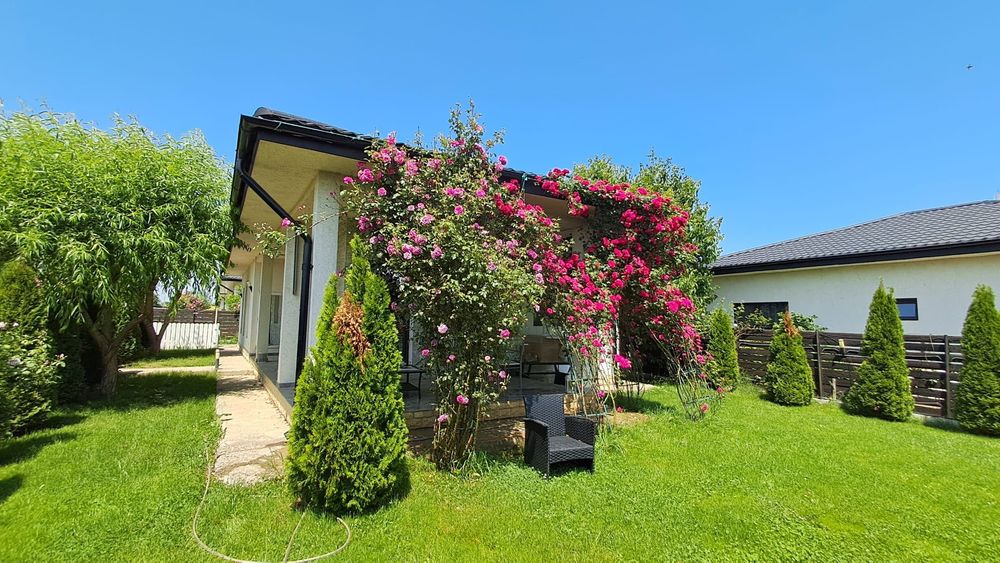 Casa mobilata cu gradina in Valea Ursului