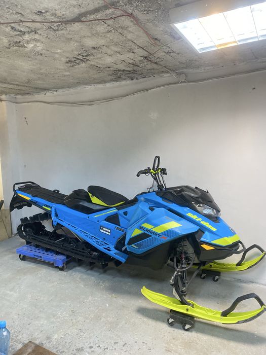 Ski doo summit x 850 2018