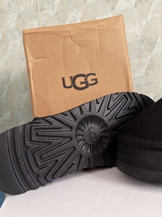 Ugg mini classic