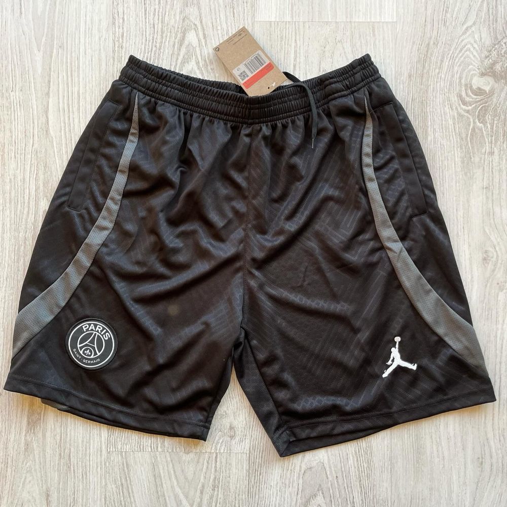 Compleu Jordan PSG L / Pantaloni Scurti + Tricou